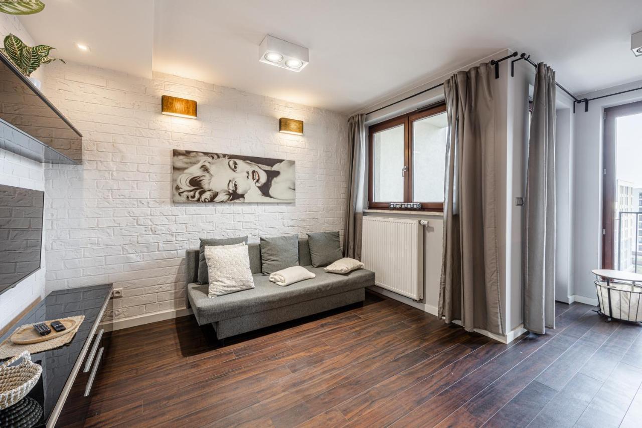 Spacious Studio Ac View Pokorna 2 Parking Warschau Exterior foto